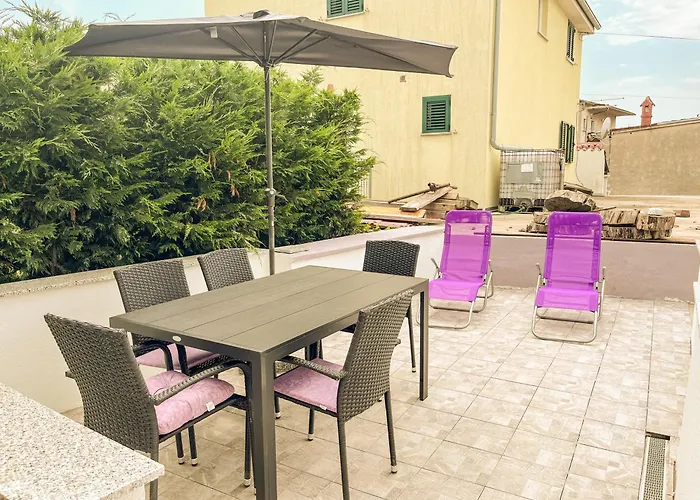Golden Elio Apartment