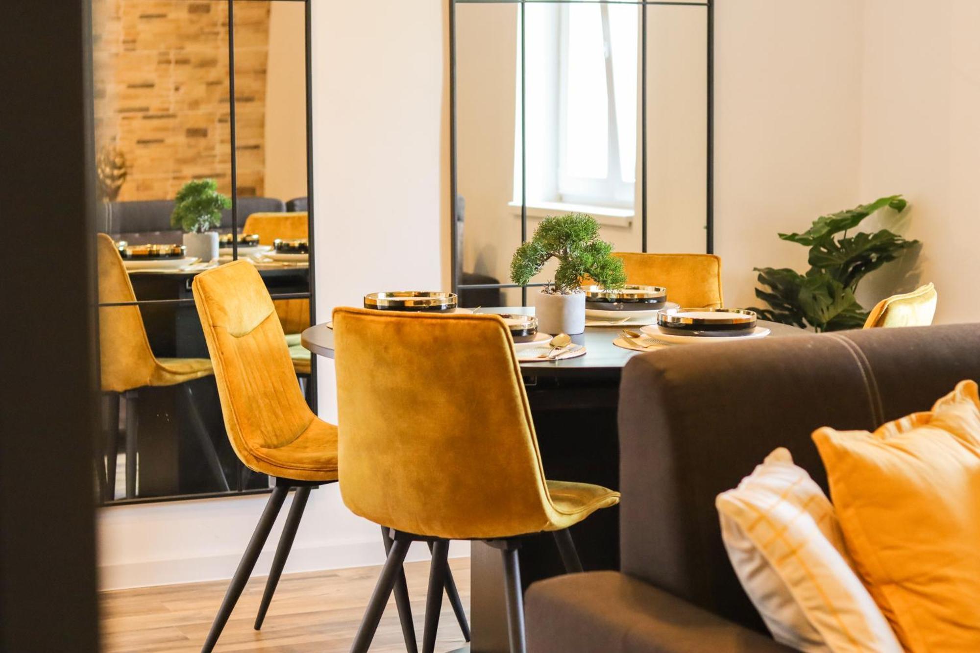 Golden Elio Apartment